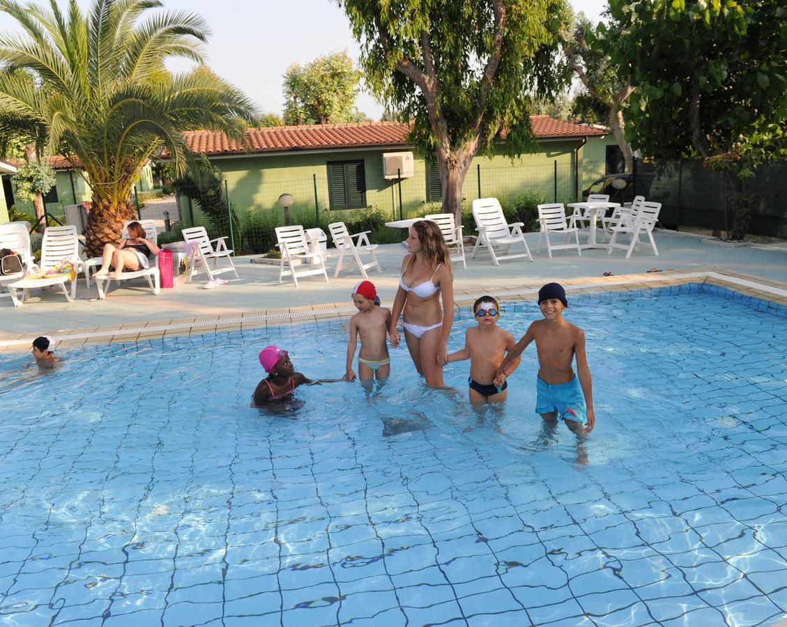 Camping & Village Eucaliptus ألبا أدرياتيكا المظهر الخارجي الصورة